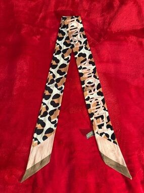 FENDI ROMA Silk Skinny Scarf Leopard Animal Print Wrappy
